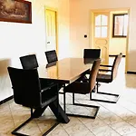 Grand Apart 4-Rooms With Private Pool